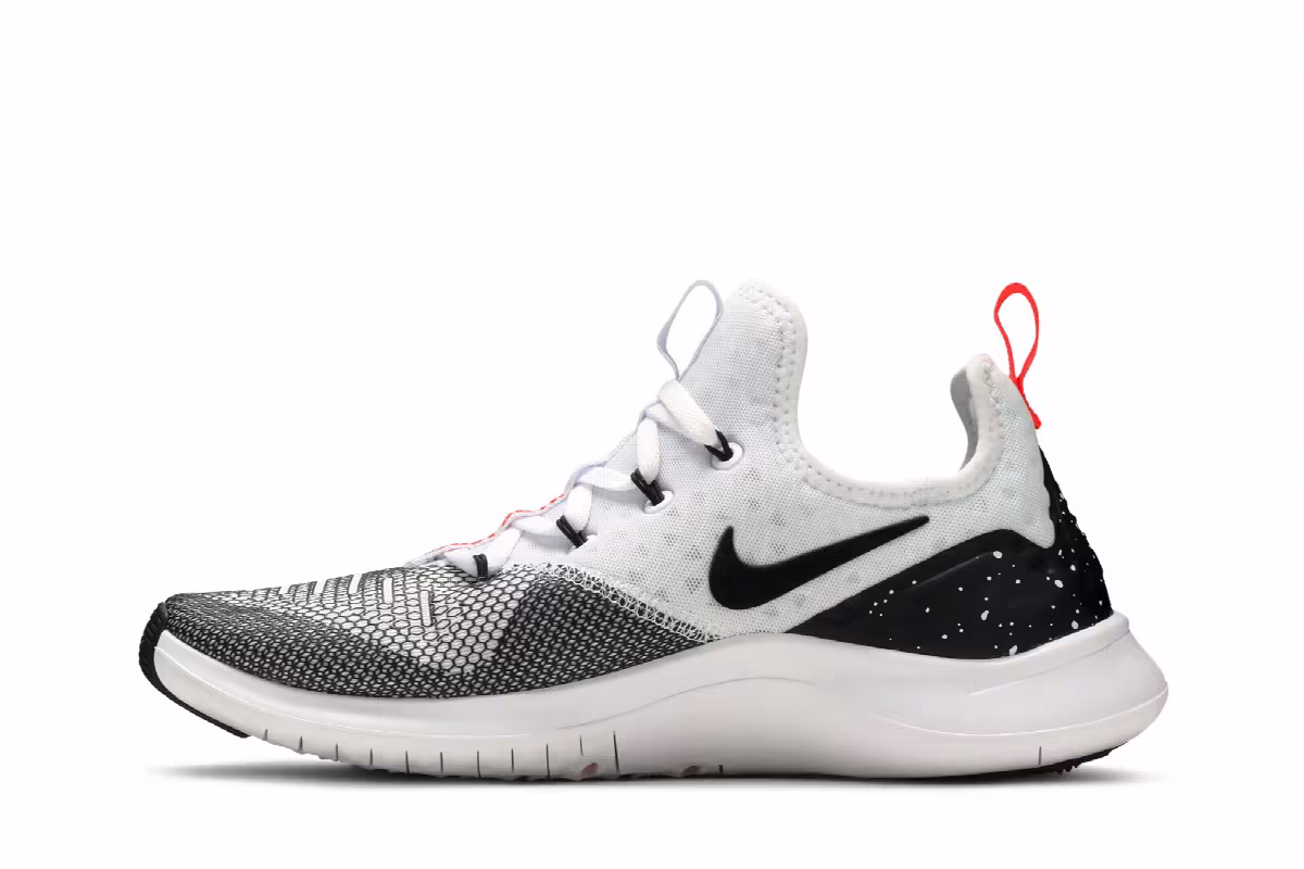 Nike Women's Free TR 8 White Black, view 4