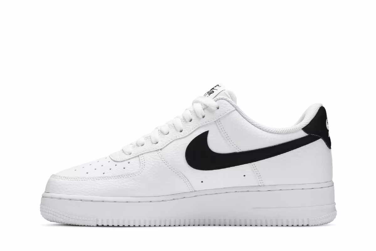 Nike Air Force 1 White Black, view 4