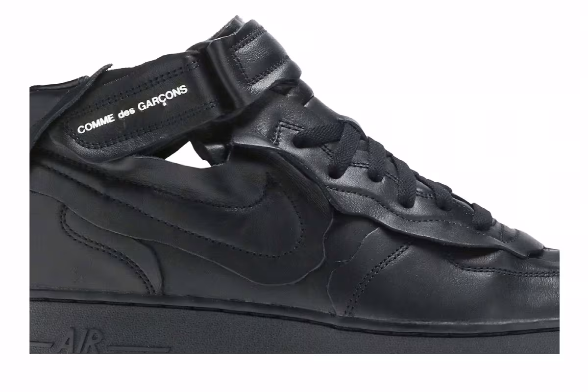 Comme des Garçons x Nike Air Force 1 Mid Triple Black, view 3