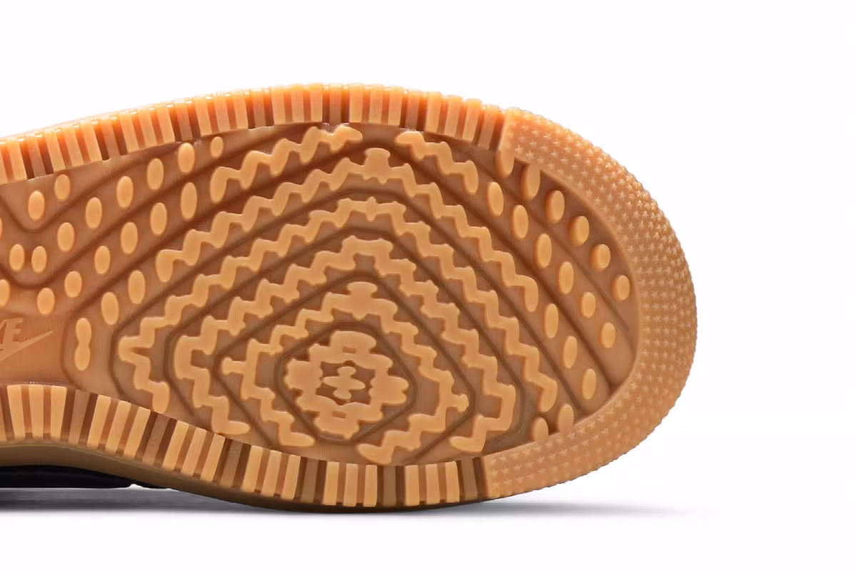 Nike Air Force 1 Gore-Tex Boot Black Gum, view 6