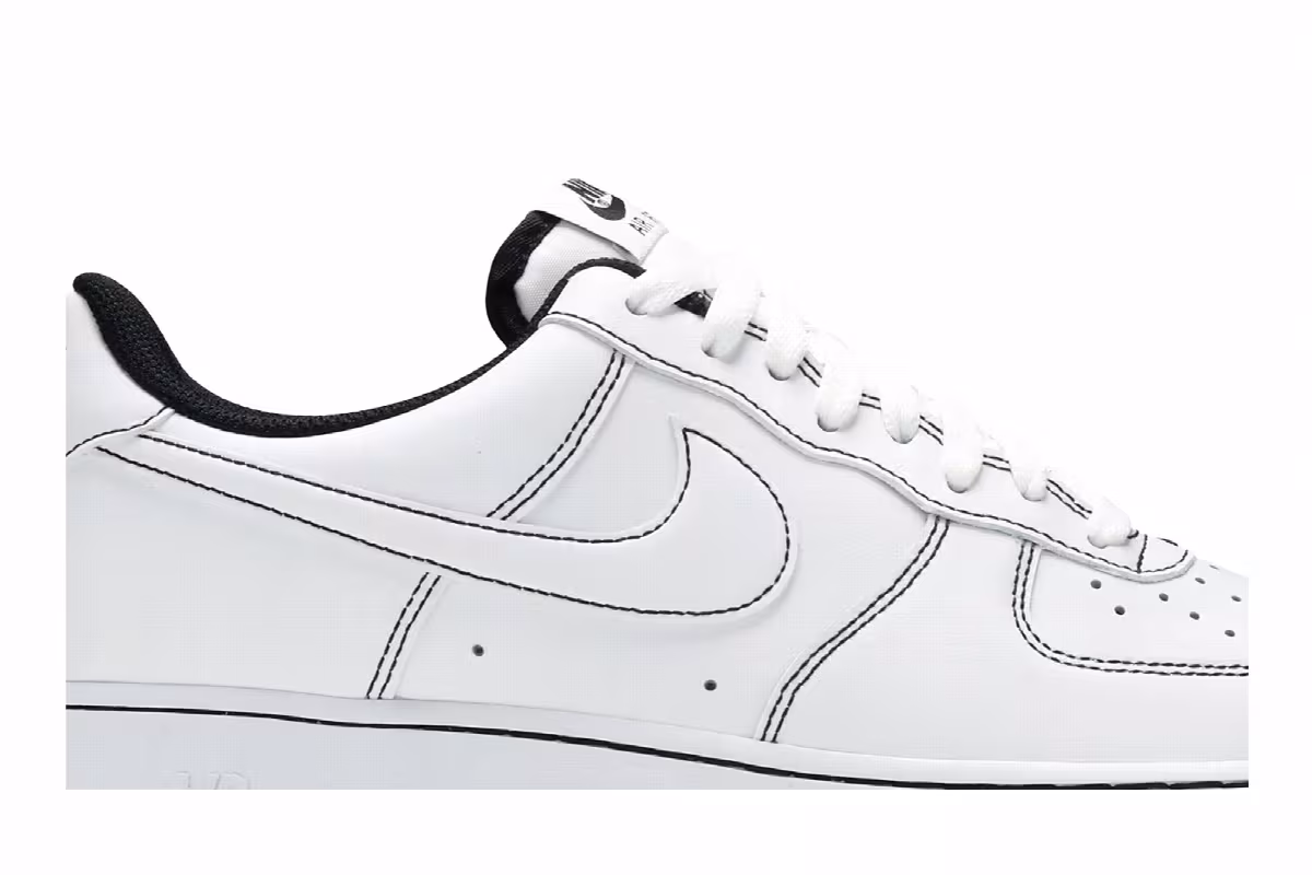Nike Air Force 1 Contrast Stitch, view 3