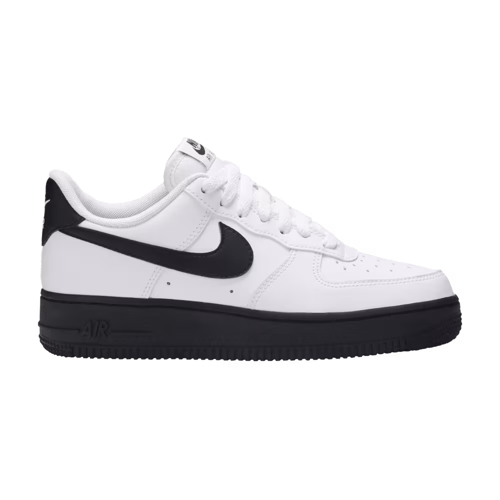 Nike Air Force 1 Low White Black Sole
