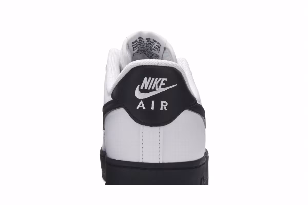 Nike Air Force 1 Low White Black Sole, view 8