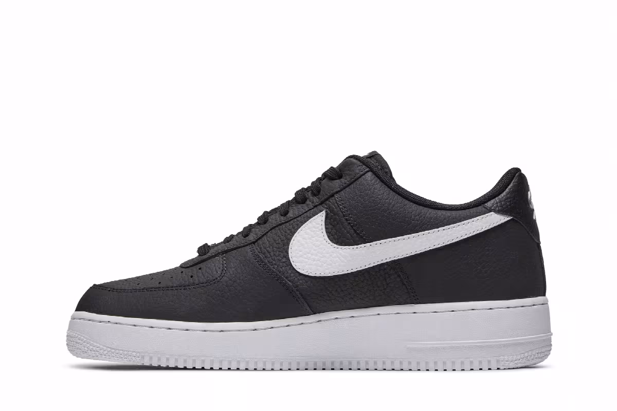 Nike Air Force 1 Silver Swoosh, view 4