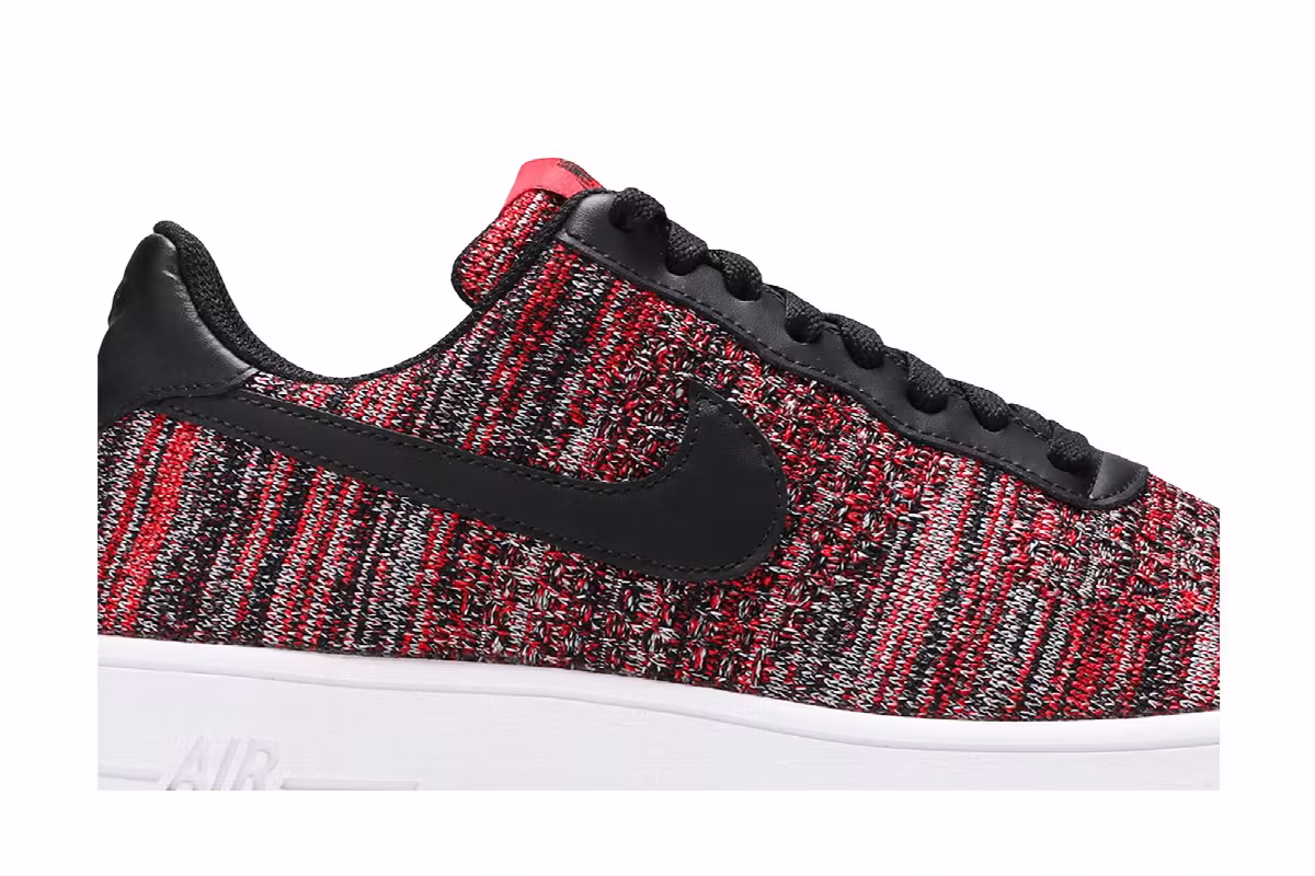 Nike Air Force 1 Flyknit 2.0 University Red Black, view 3