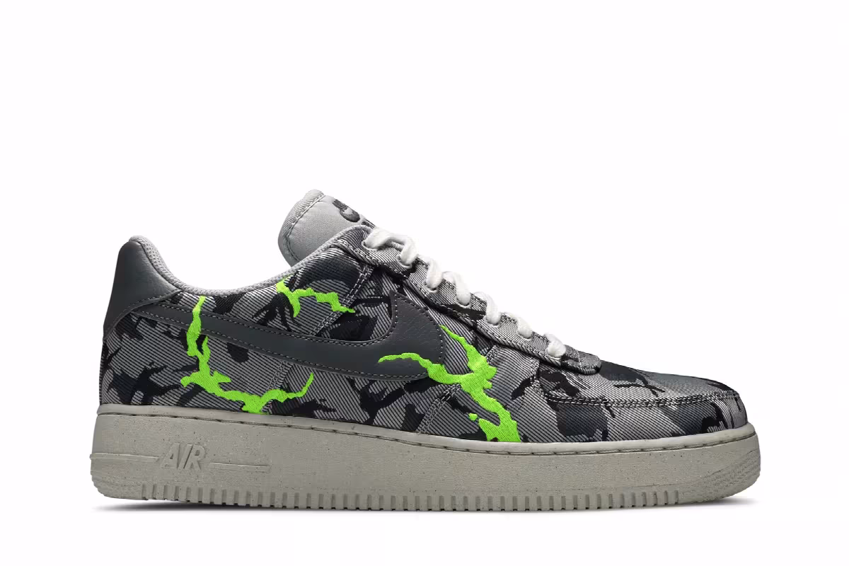 Nike Air Force 1 Grey Camo, view 2