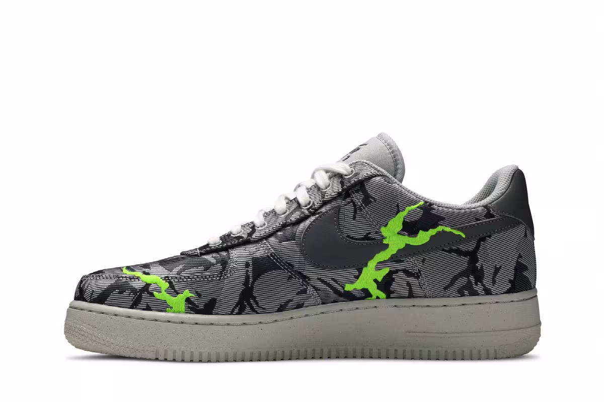 Nike Air Force 1 Grey Camo, view 4