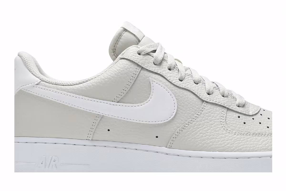 Nike Air Force 1 Light Bone, view 3