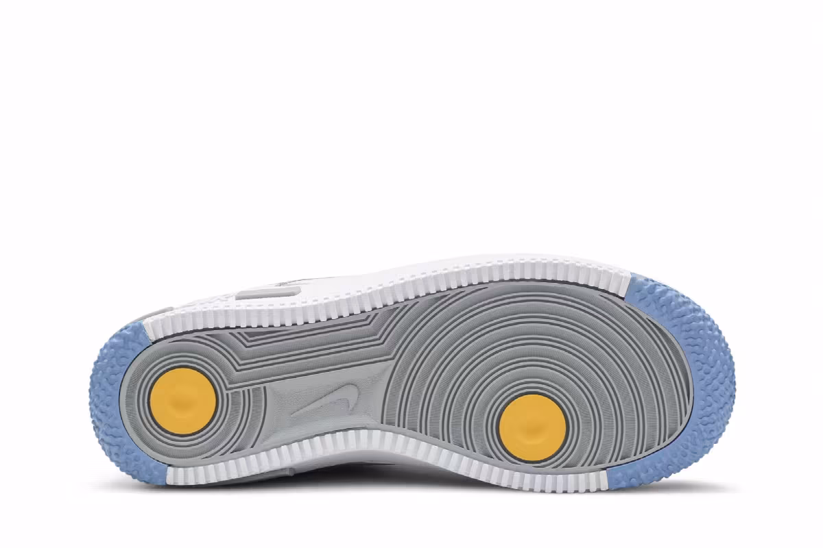 Nike Air Force 1 React Smoke Grey Gold, view 5