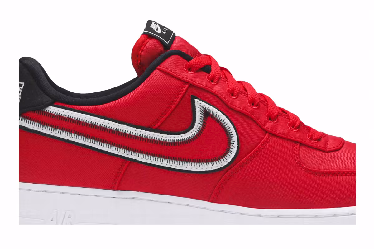 Nike Air Force 1 Low Reverse Stitch - Red, view 3