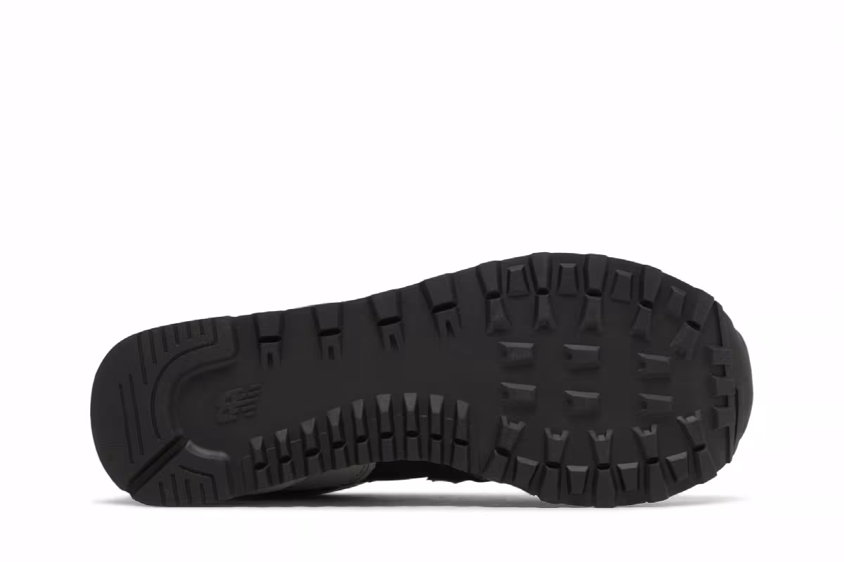 New Balance Women's 574 Black Grey, view 5
