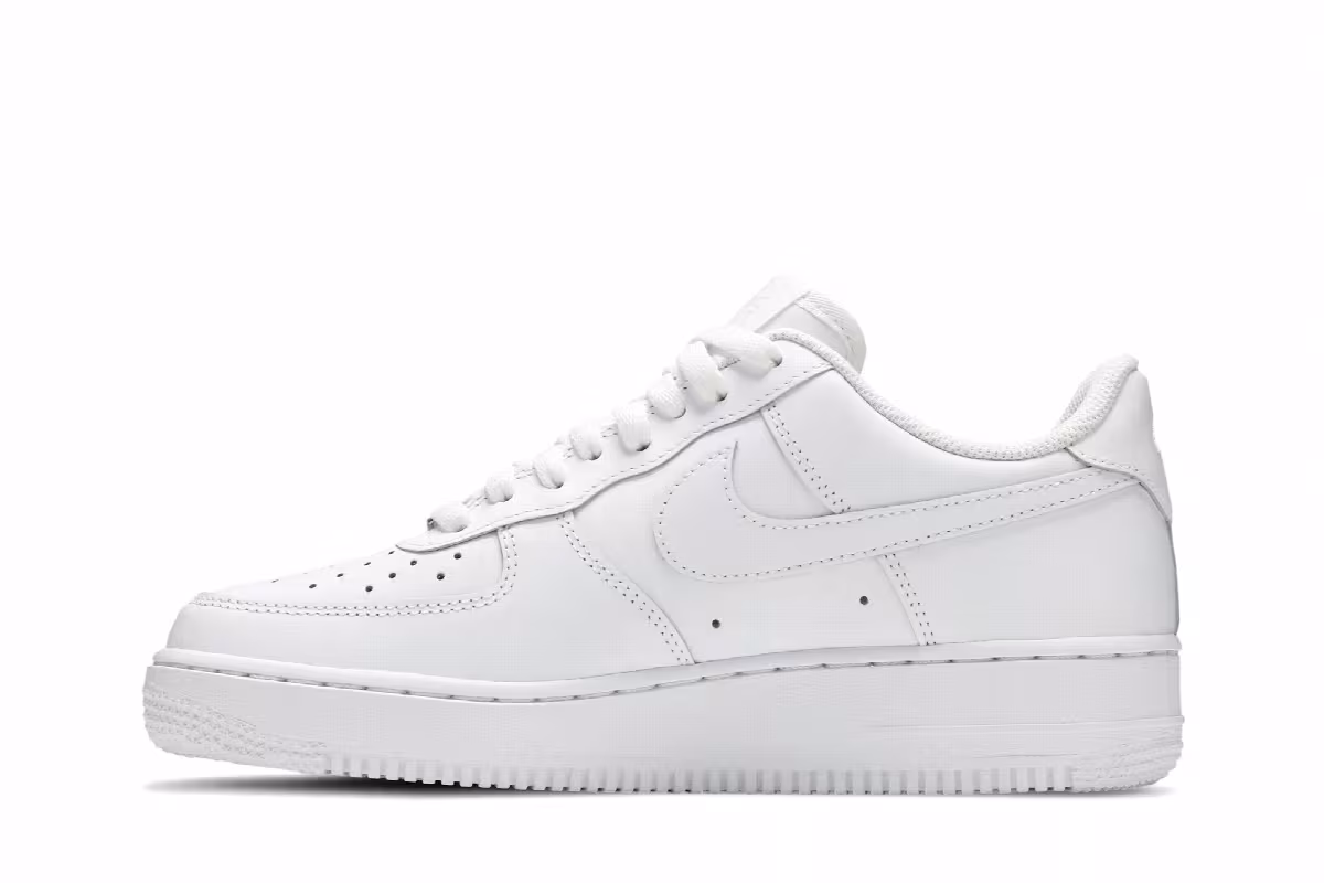 Nike Women's Air Force 1 Triple White, view 4