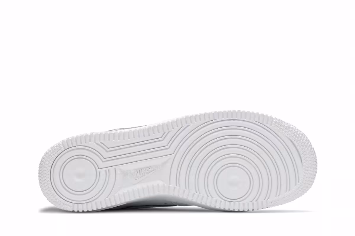 Nike Women's Air Force 1 Triple White, view 5