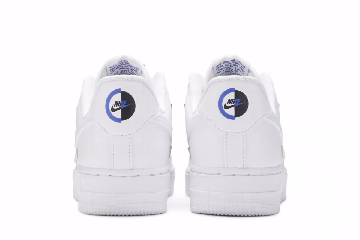 Nike Women's Air Force 1 Sisterhood - White Metallic Silver, view 7