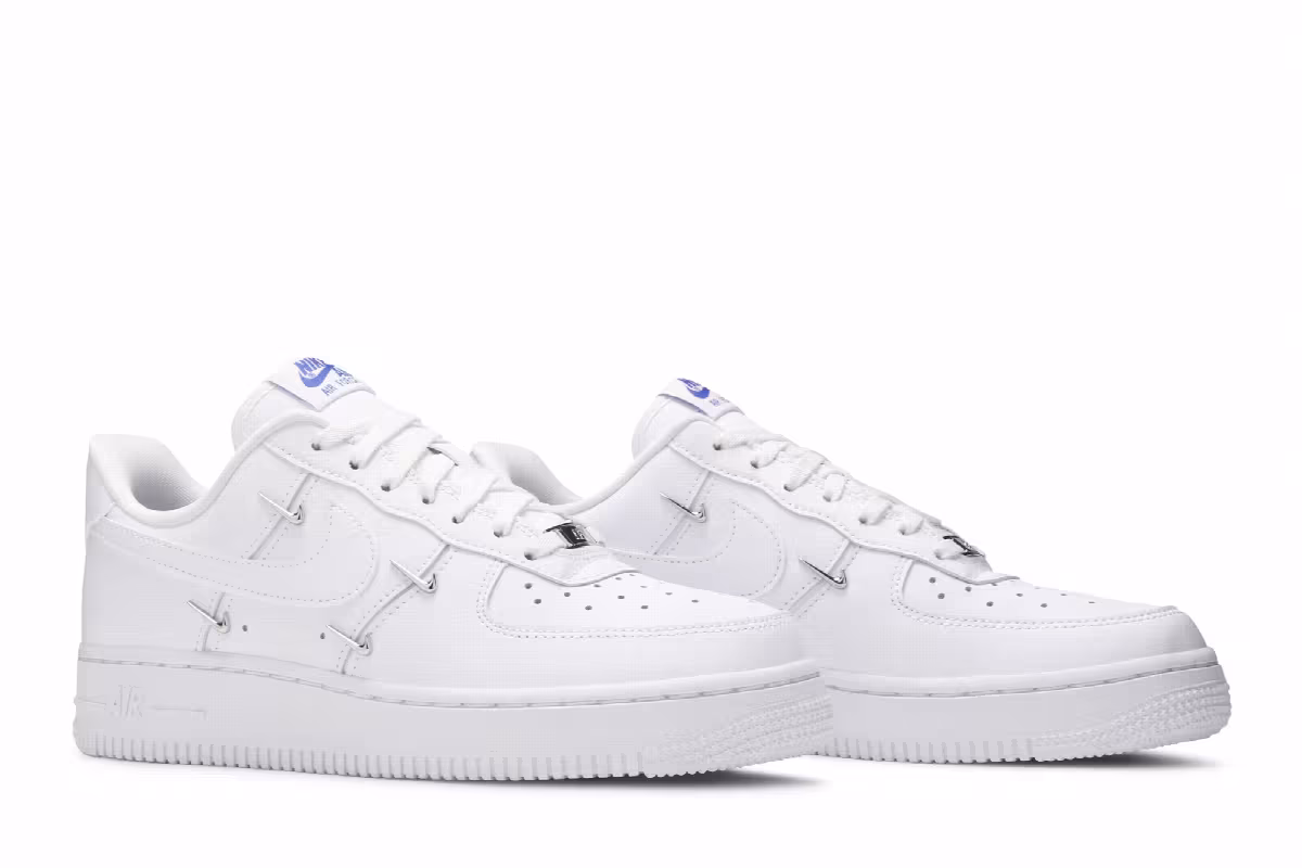 Nike Women's Air Force 1 Sisterhood - White Metallic Silver, view 9