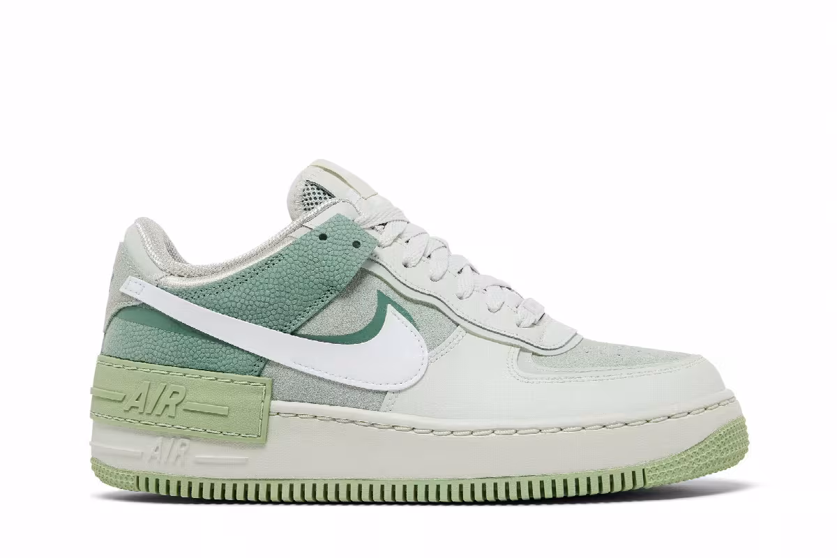 Nike Women's Air Force 1 Shadow Pistachio Frost, view 2