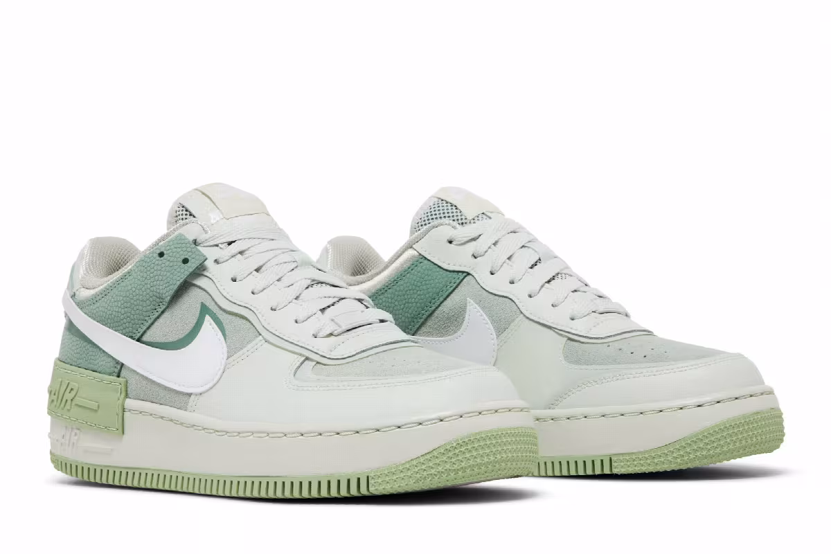 Nike Women's Air Force 1 Shadow Pistachio Frost, view 9