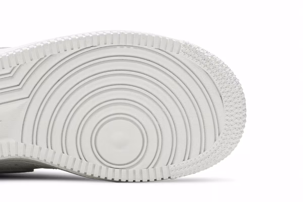 Nike Women's Air Force 1 Light Bone, view 6