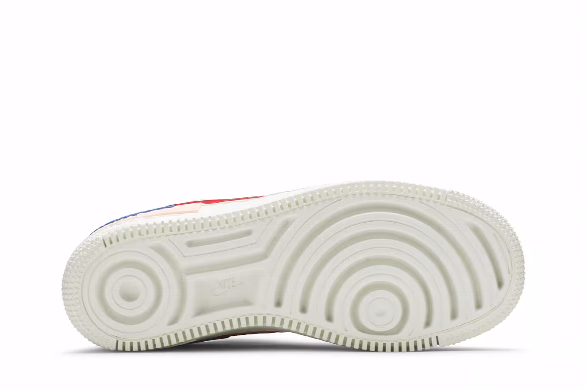 Nike Women's Air Force 1 Shadow Sail, view 5
