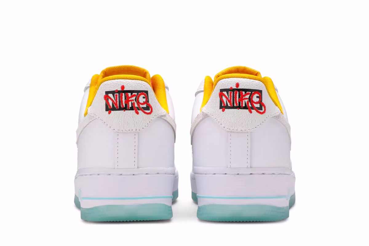 Nike Women's Air Force 1 Dark Sulphur, view 7