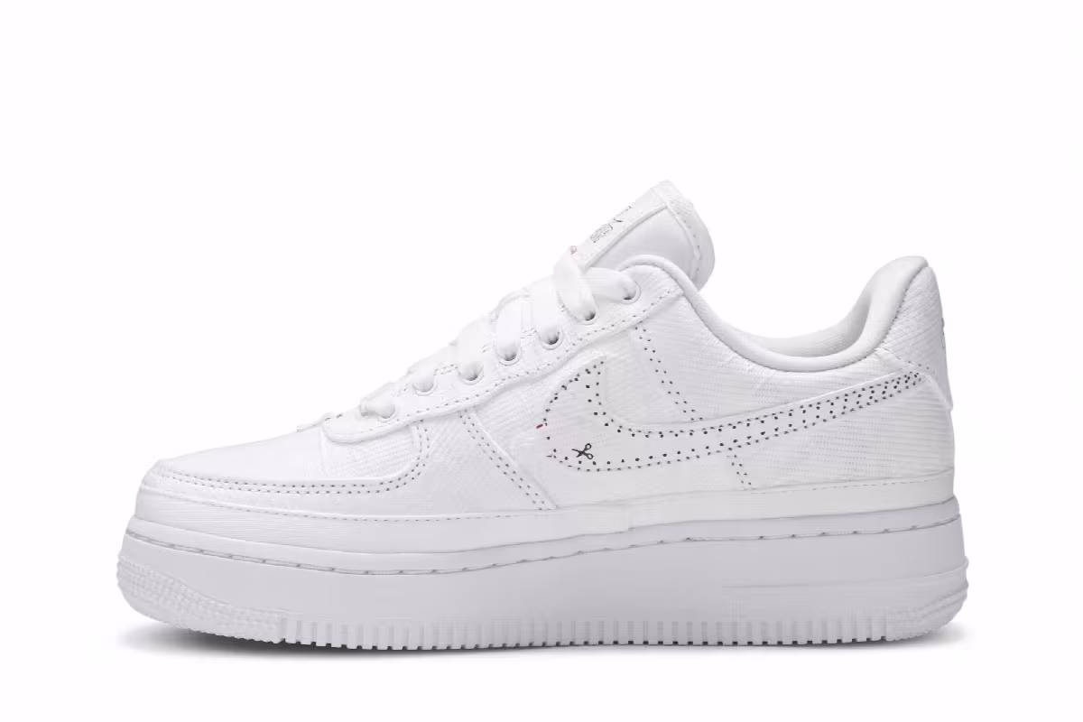 Nike Women's Air Force 1 Low Tear Away, view 4