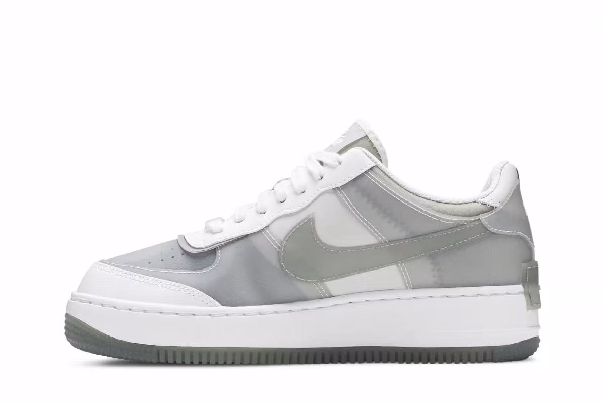 Nike Women's Air Force 1 Shadow SE Particle Grey, view 4