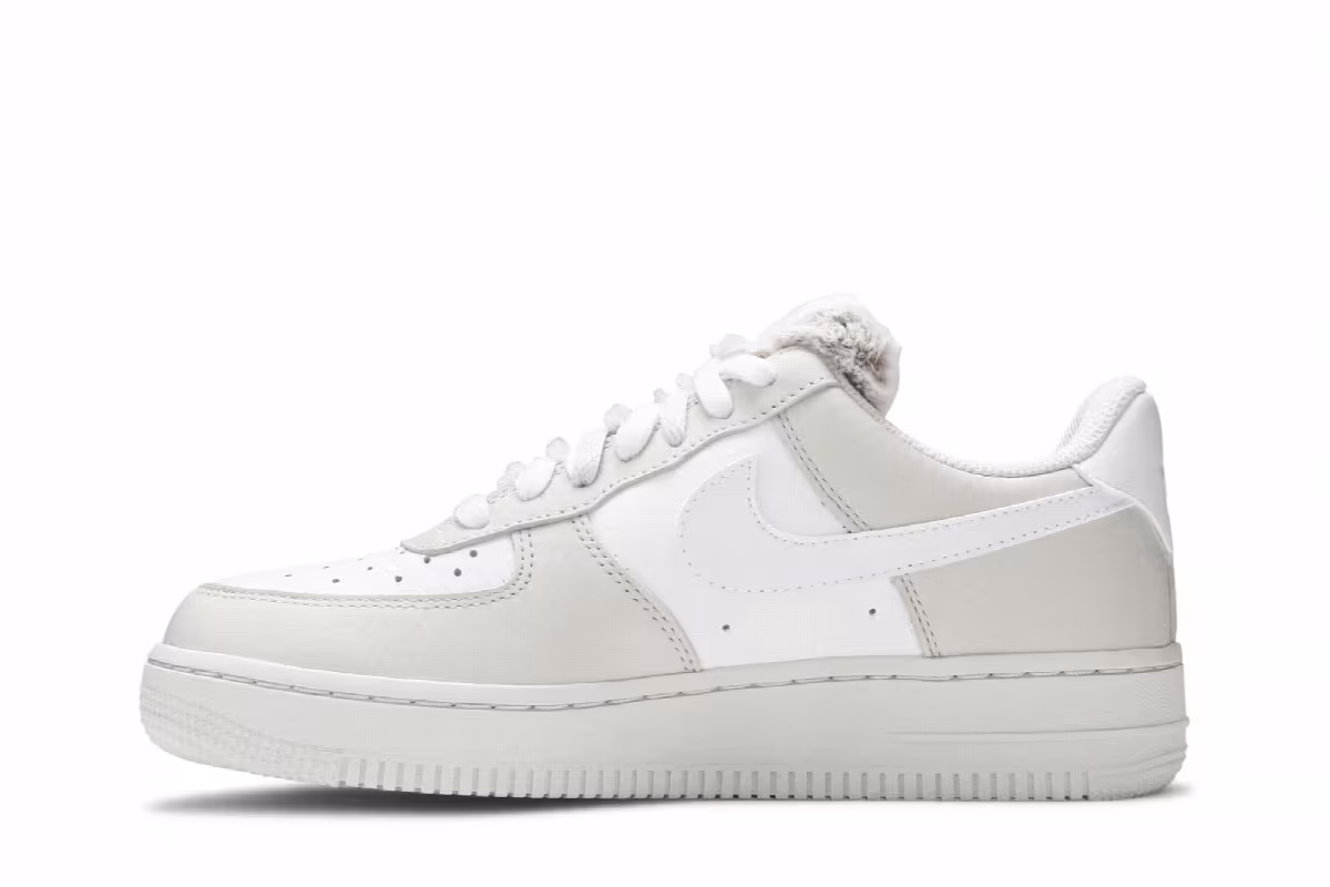 Nike Women's Air Force 1 Light Bone, view 4