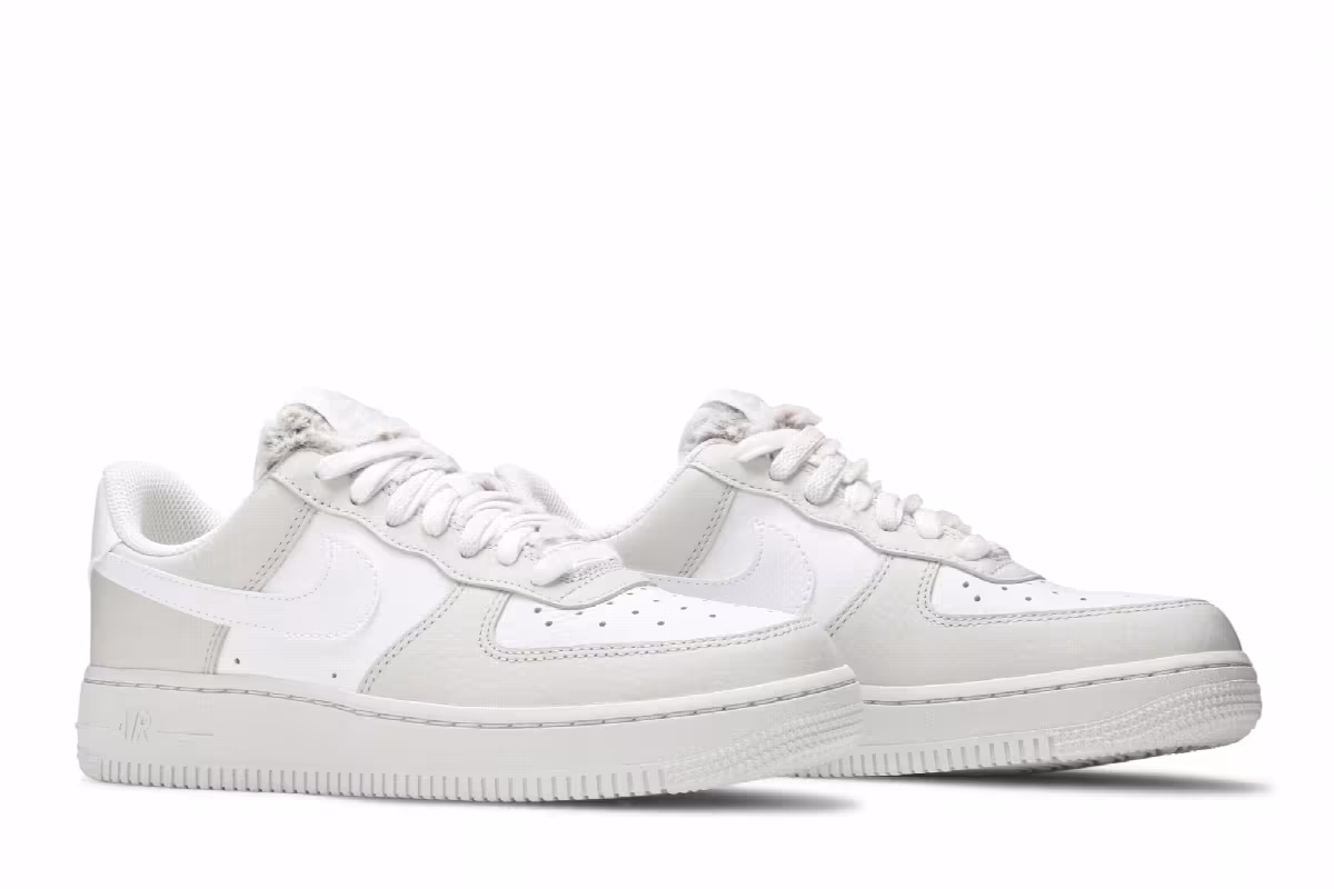 Nike Women's Air Force 1 Light Bone, view 9
