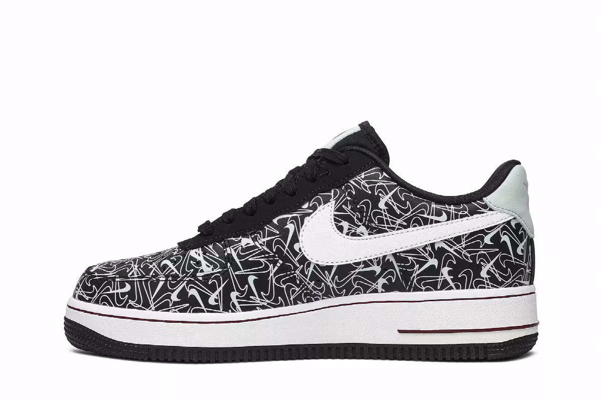Nike Women's Air Force 1 Valentines Day, view 4