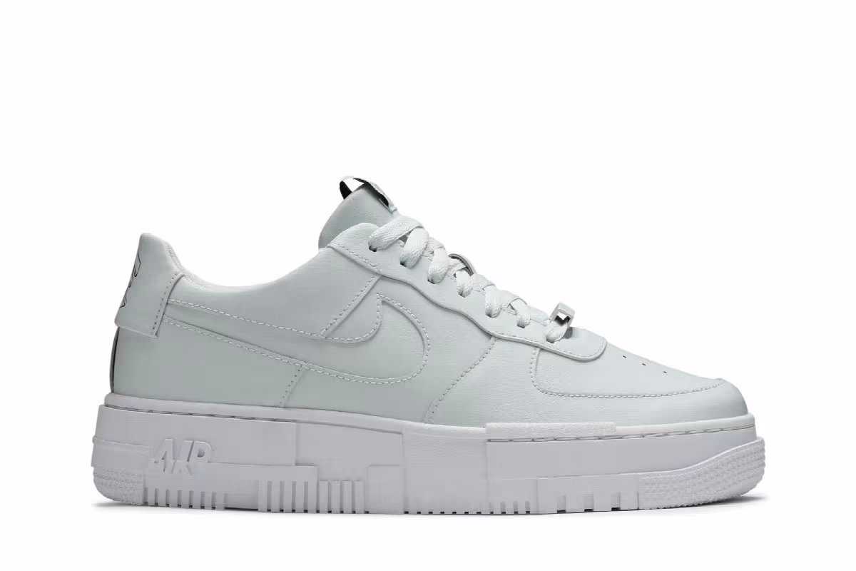 Nike Women's Air Force 1 Ghost Aqua, view 2