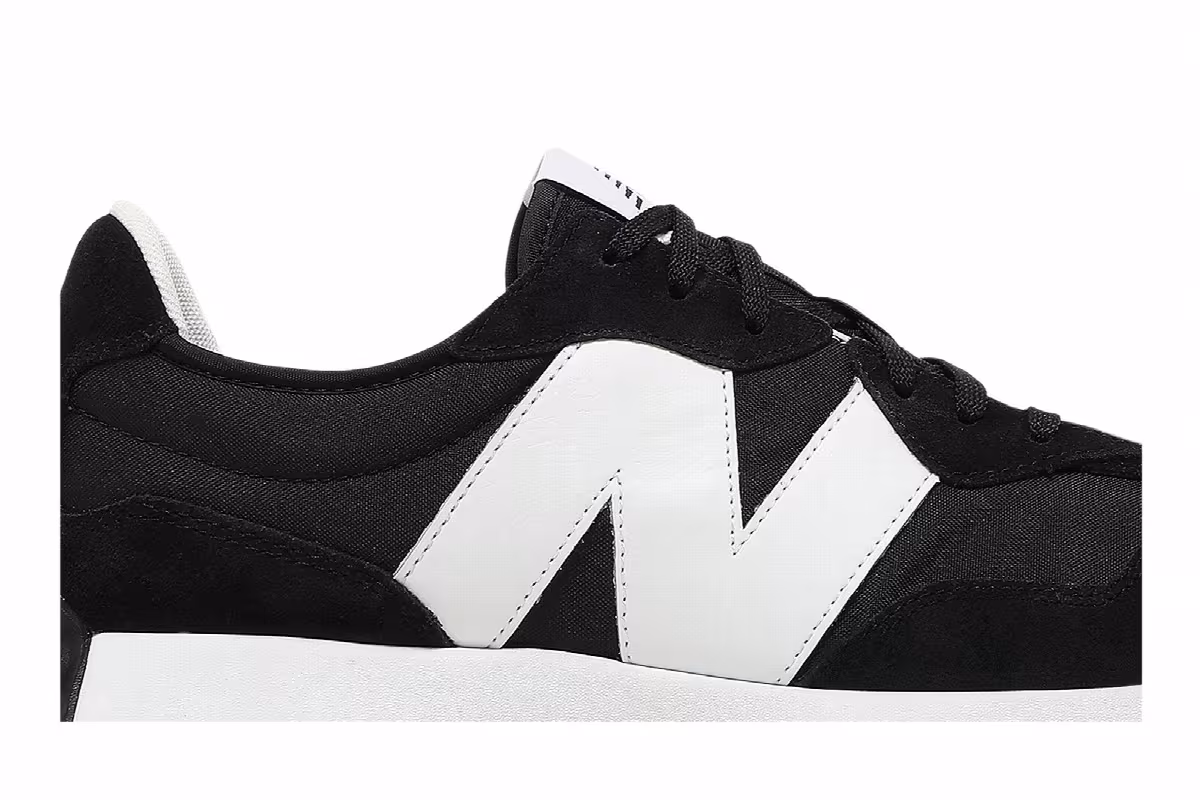 Foot Locker x New Balance 327 Collective - Black, view 3