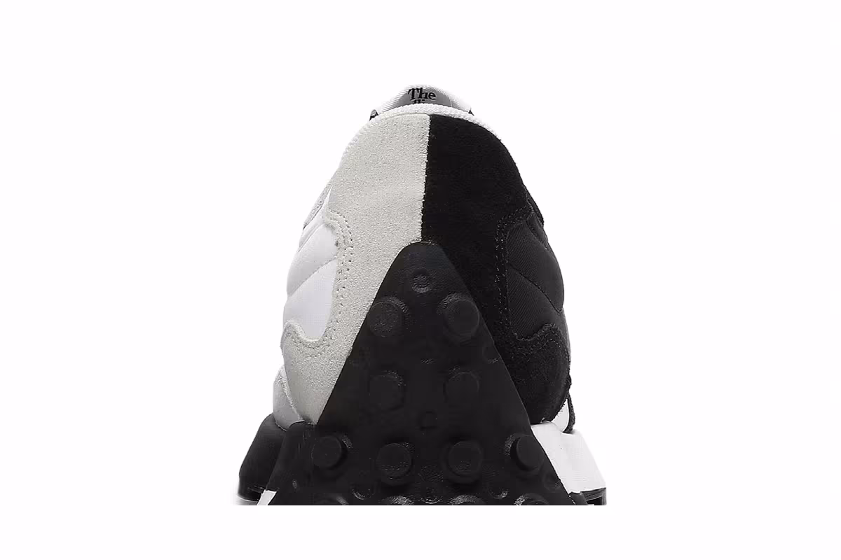 Foot Locker x New Balance 327 Collective - Black, view 8