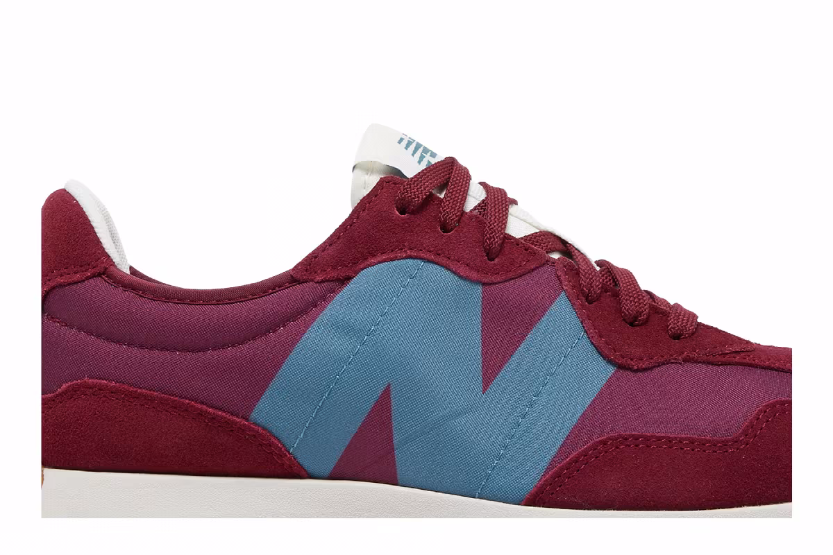 New Balance 327 Garnet, view 3