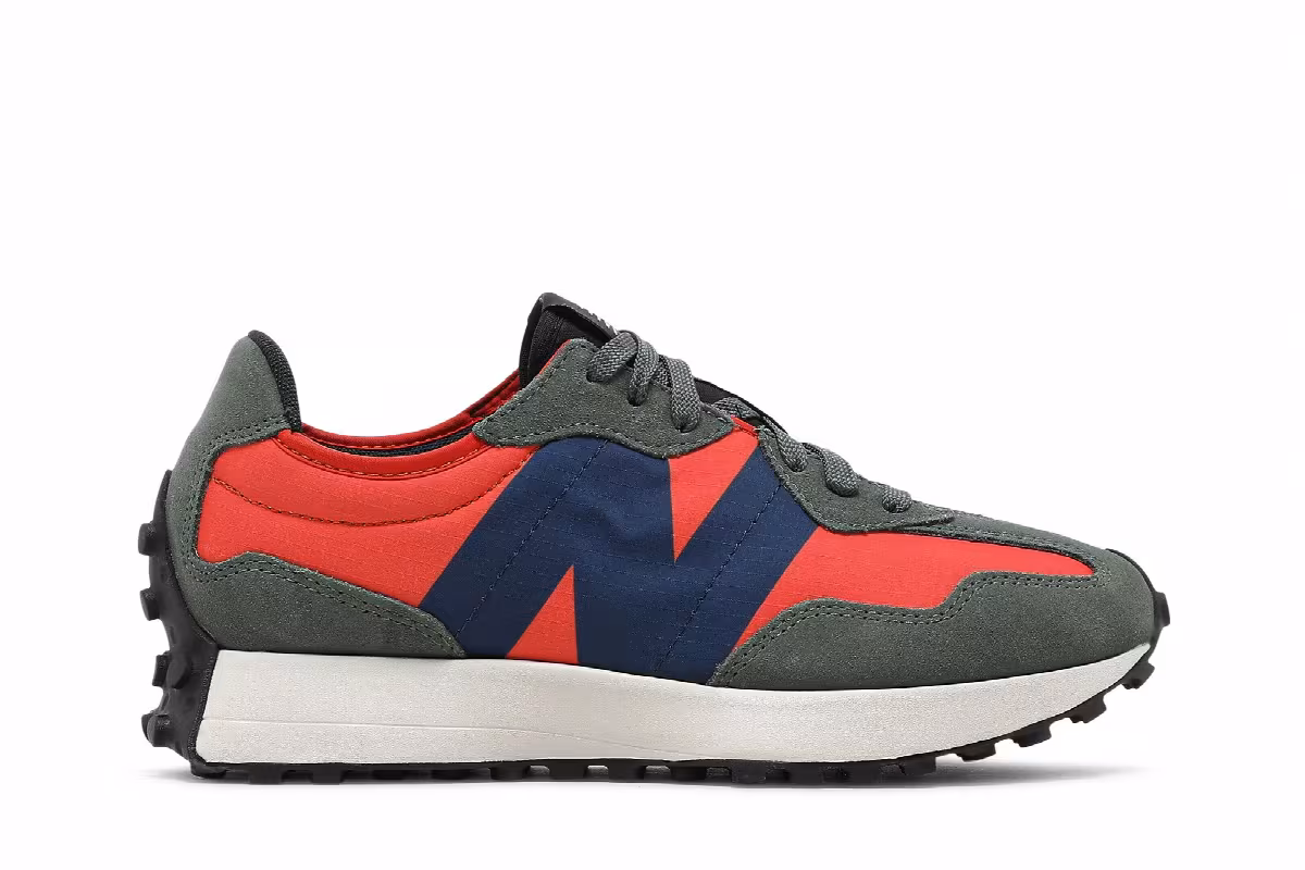 New Balance 327 Dark Blaze Natural Indigo, view 2