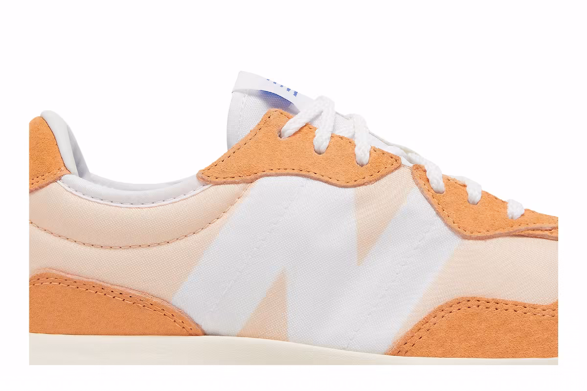 New Balance Women's 327 Orange, view 3