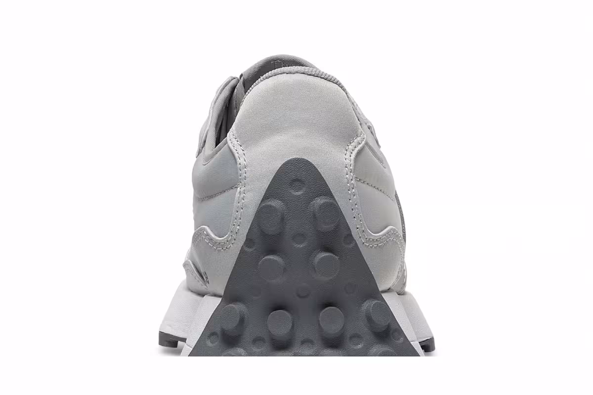 New Balance Women's 327 Light Aluminum Gunmetal, view 8