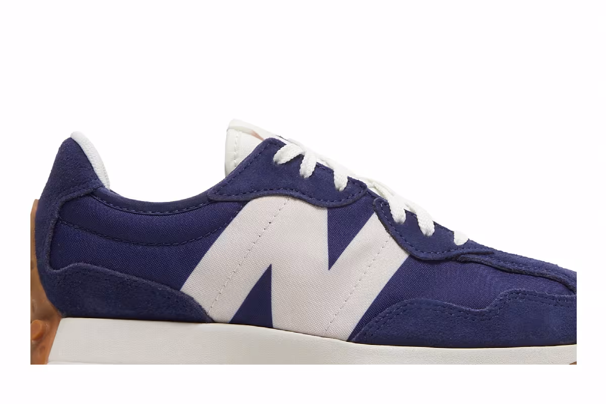 New Balance Women's 327 Night Tide, view 3