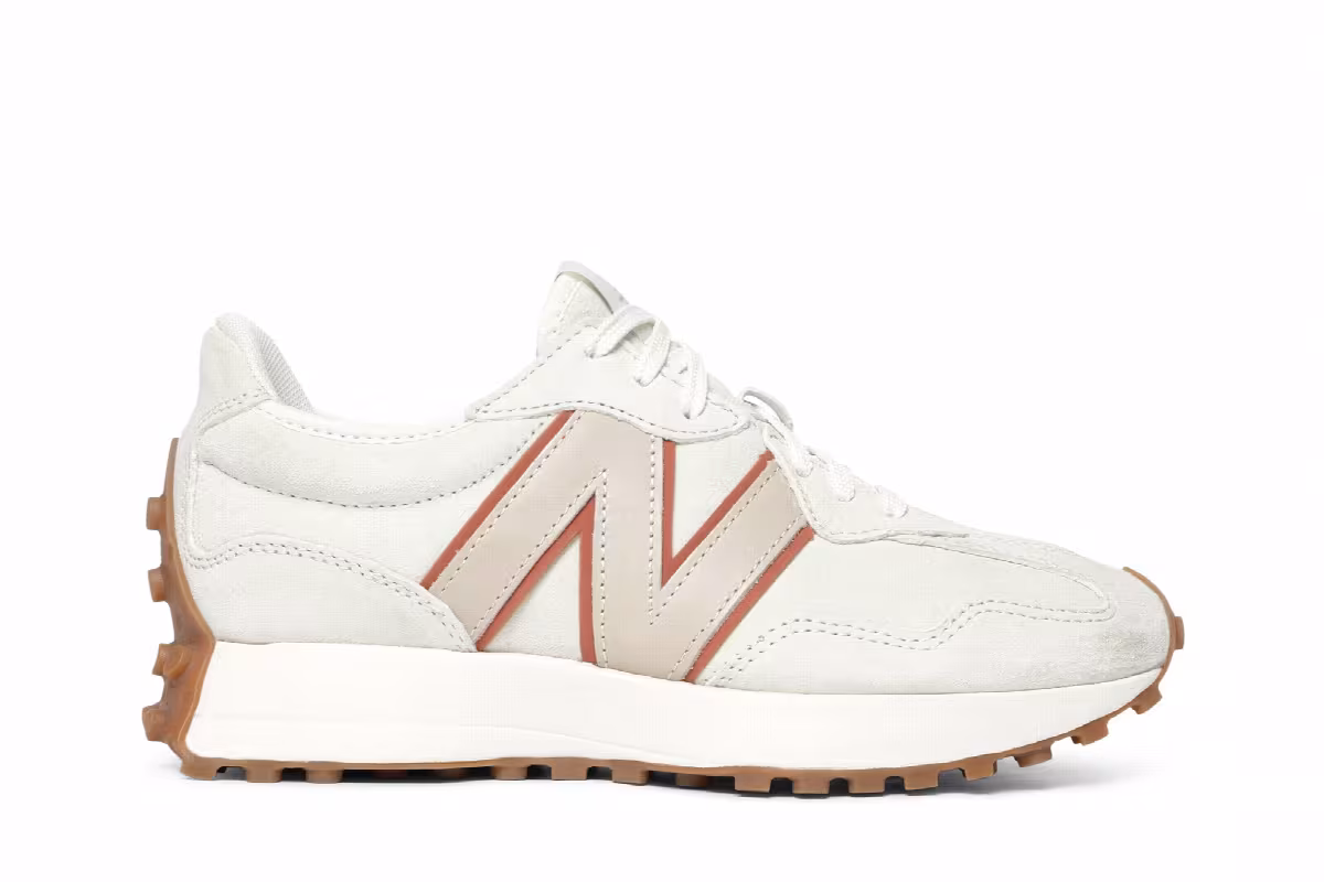 Bandier x New Balance Women's 327 Move Her World, view 2
