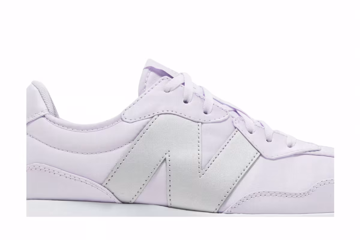 New Balance Women's 327 Astral Glow, view 3