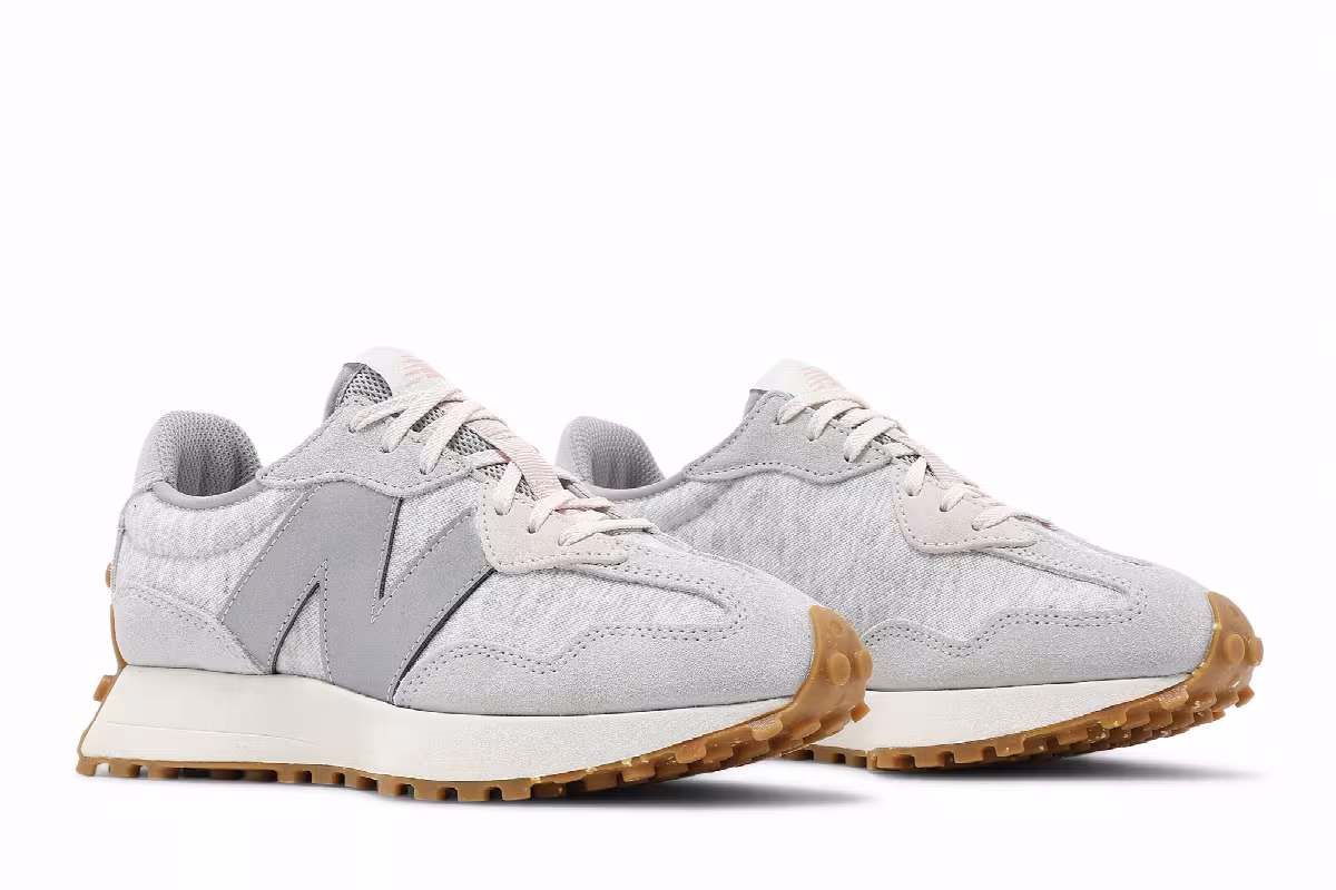 New Balance Women's 327 Rain Cloud Rose Water, view 9