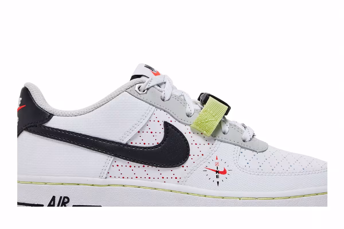 Nike Air Force 1 LV8 GS Swoosh Compass, view 3