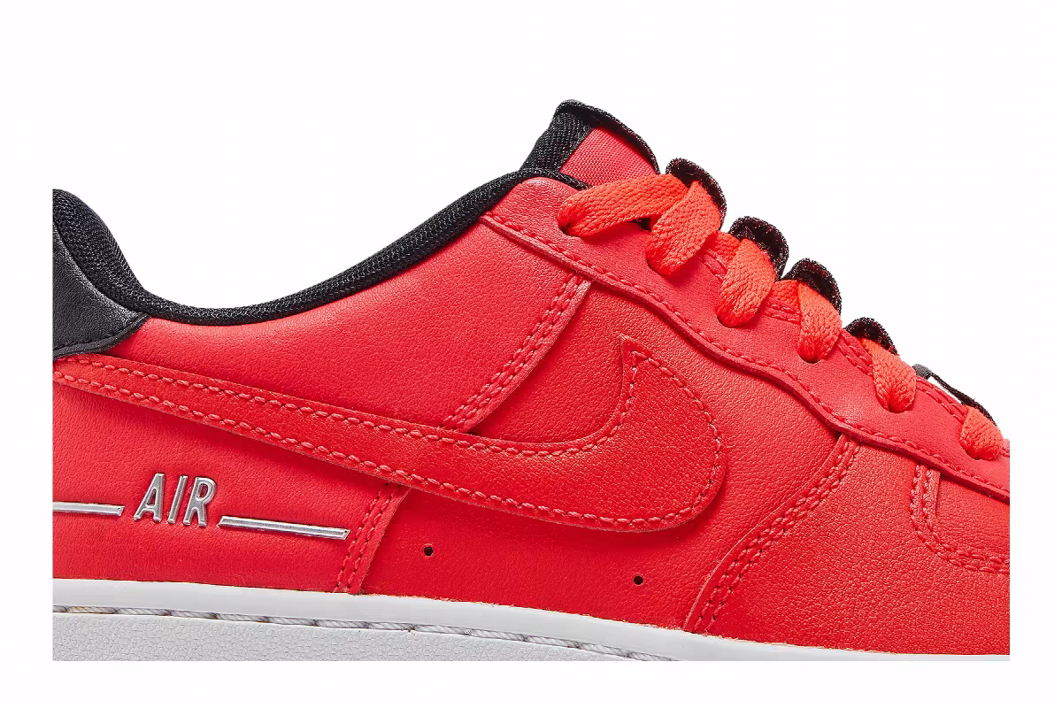 Nike Air Force 1 LV8 3 GS Laser Crimson, view 3