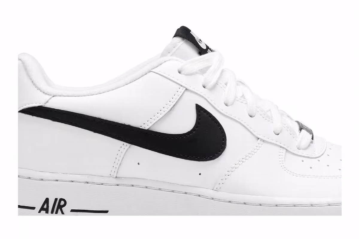 Nike Air Force 1 GS White Black, view 3