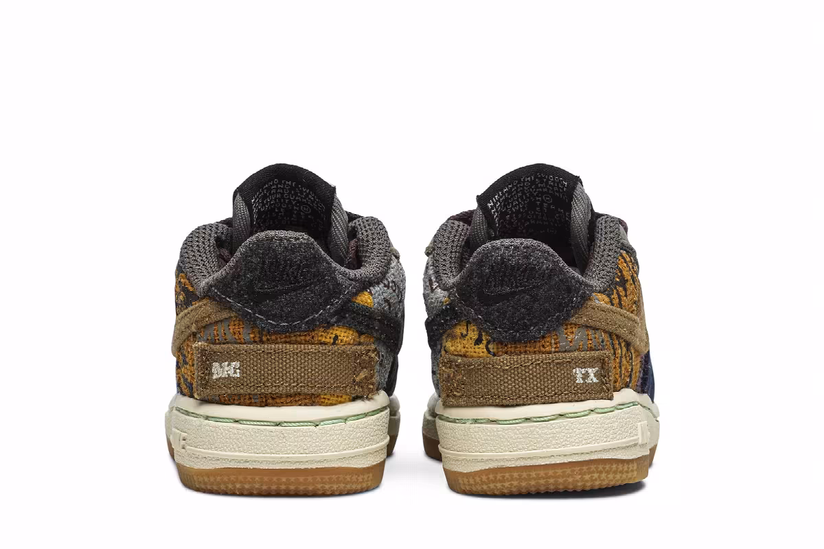Travis Scott x Nike Air Force 1 Low TD Cactus Jack, view 7