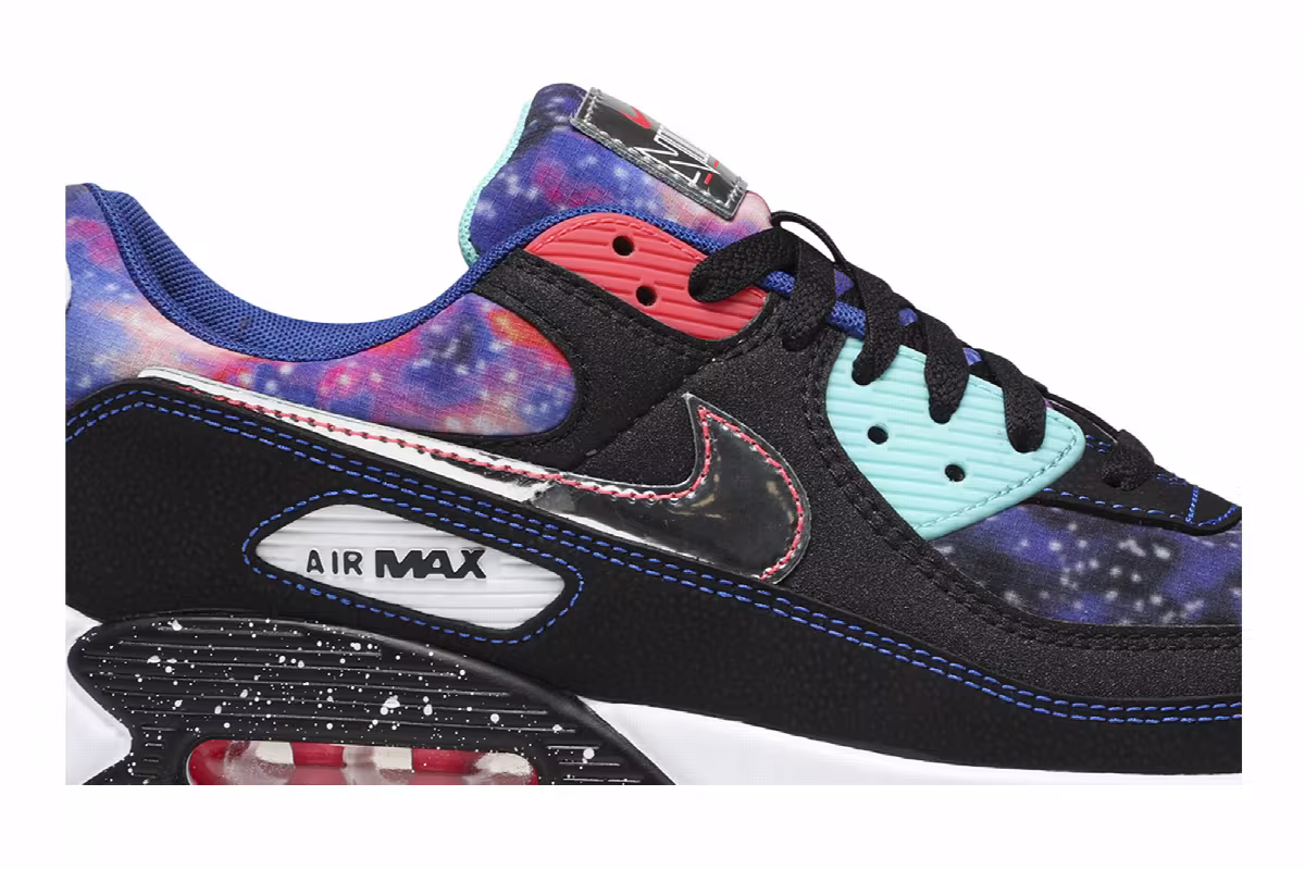 Nike Air Max 90 Supernova 2020, view 3