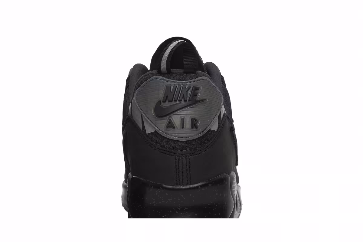 Undefeated x Nike Air Max 90 Anthracite, view 8