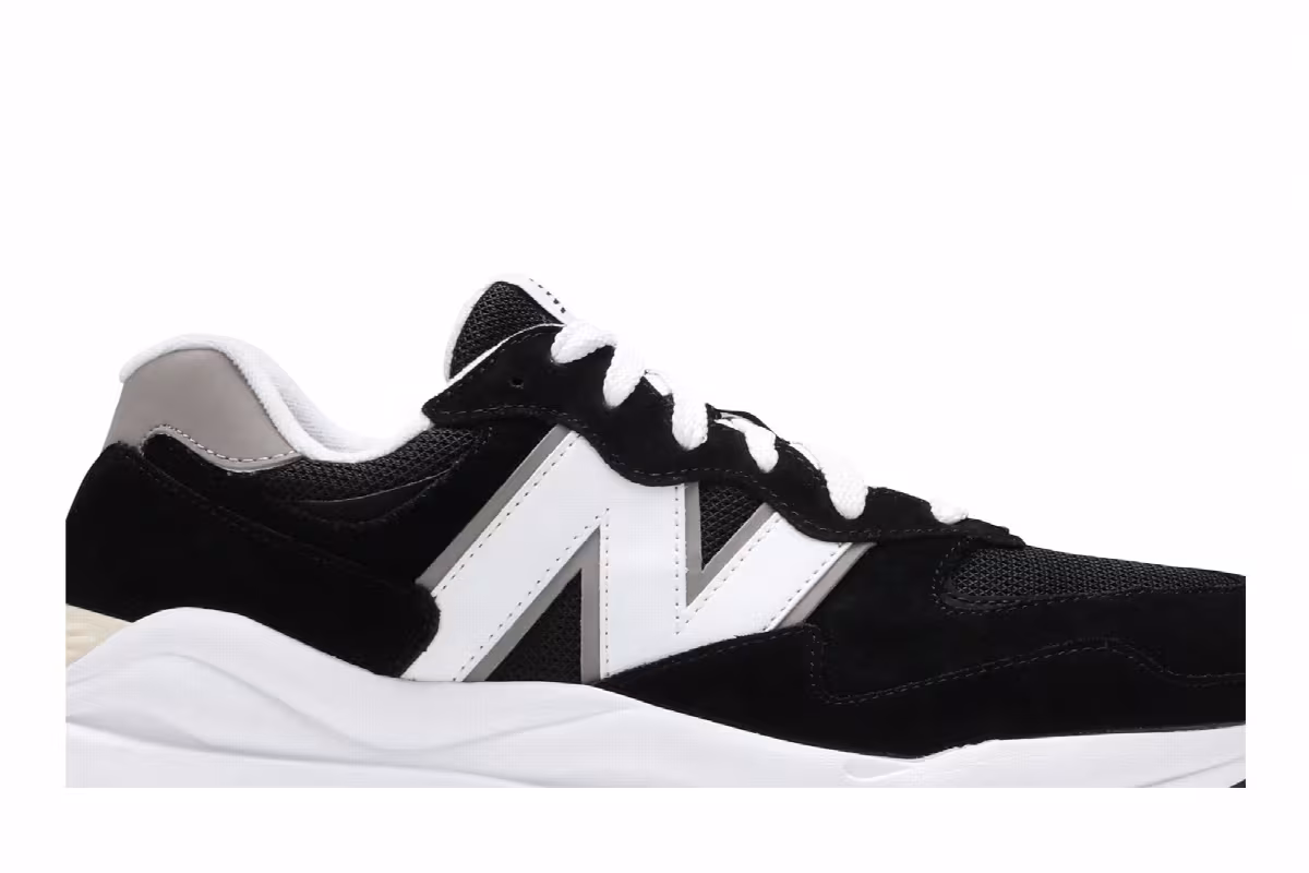 New Balance 57/40 Black White, view 3