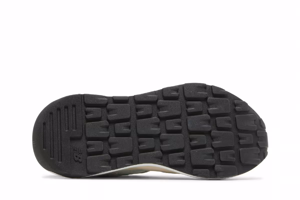 New Balance Women's 57/40 Sea Salt Summer Jade, view 5