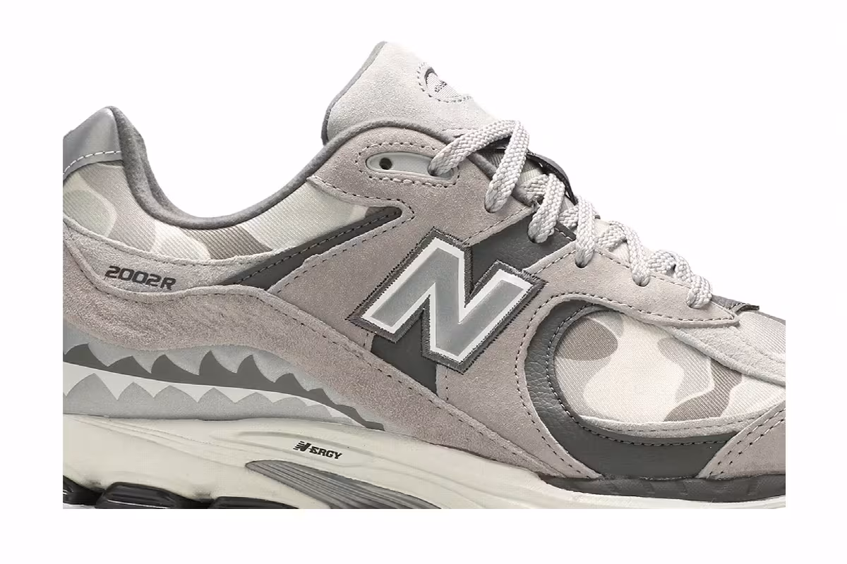 BAPE x New Balance 2002R Apes Together Strong - Grey Camo, view 3