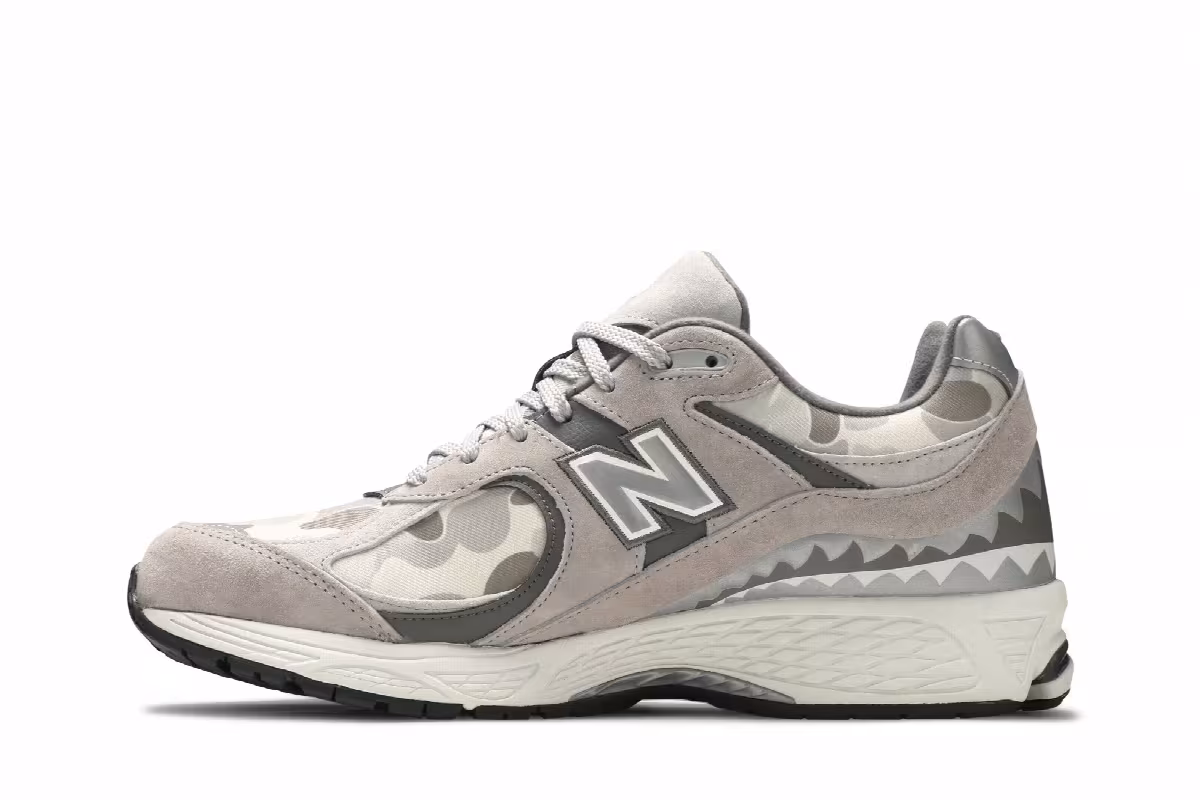 BAPE x New Balance 2002R Apes Together Strong - Grey Camo, view 4